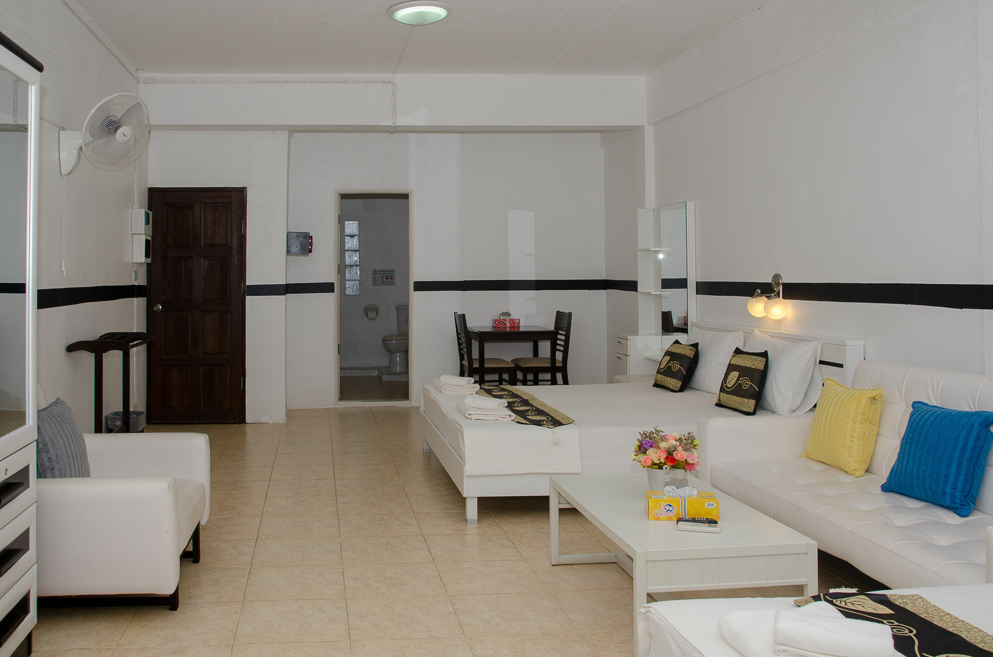 Allstar Guesthouse Karon Luaran gambar