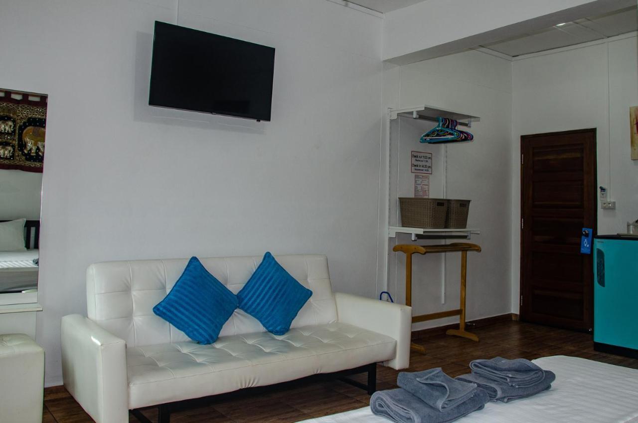 Allstar Guesthouse Karon Luaran gambar